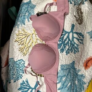 NWT 42D bras